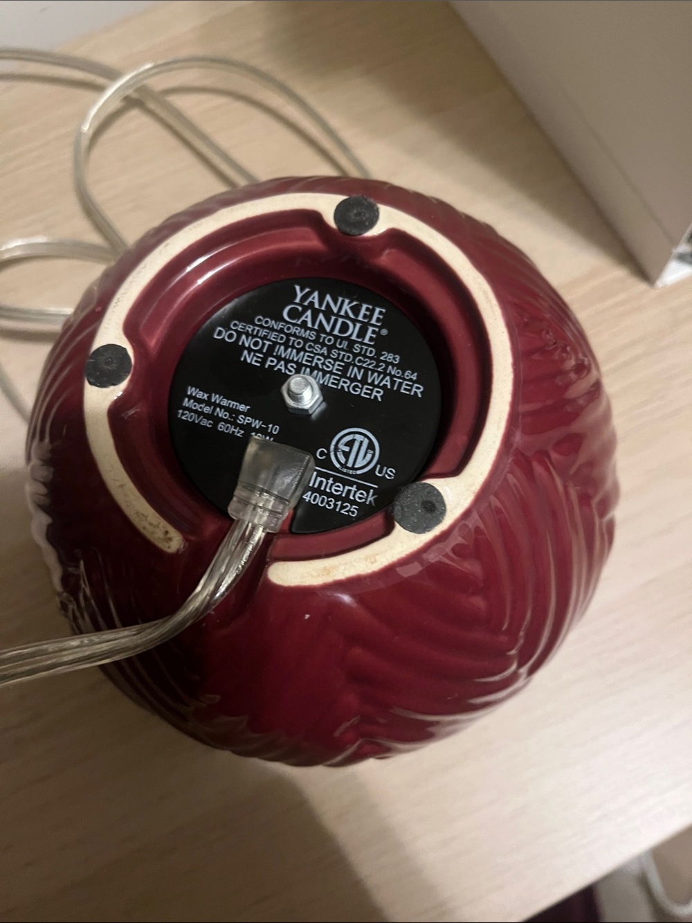 Yankee Candle Glossy Wine-Red Wax Scenterpiece Warmer - Picture 2 of 11